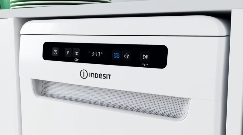 Indesit mašina za suđe DSFO 3T224 C