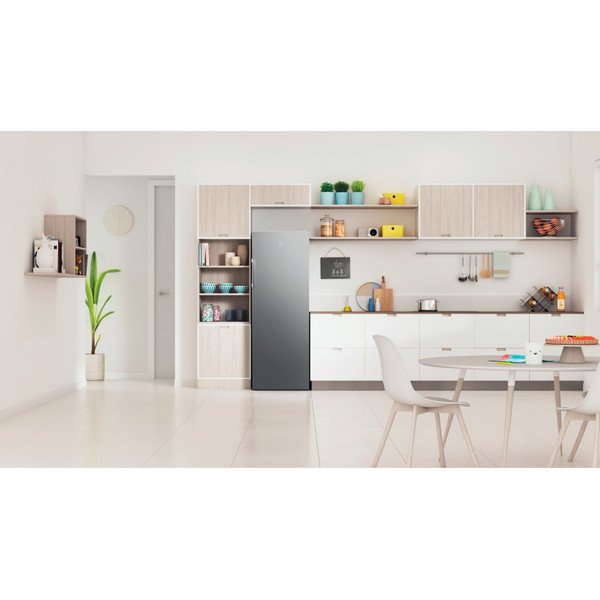Indesit frižider SI6 2 S