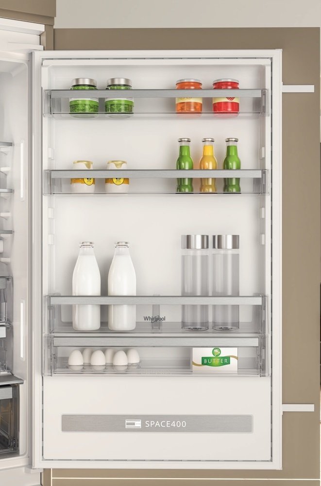 Whirlpool ugradbeni frižider SP40 812 EU 2