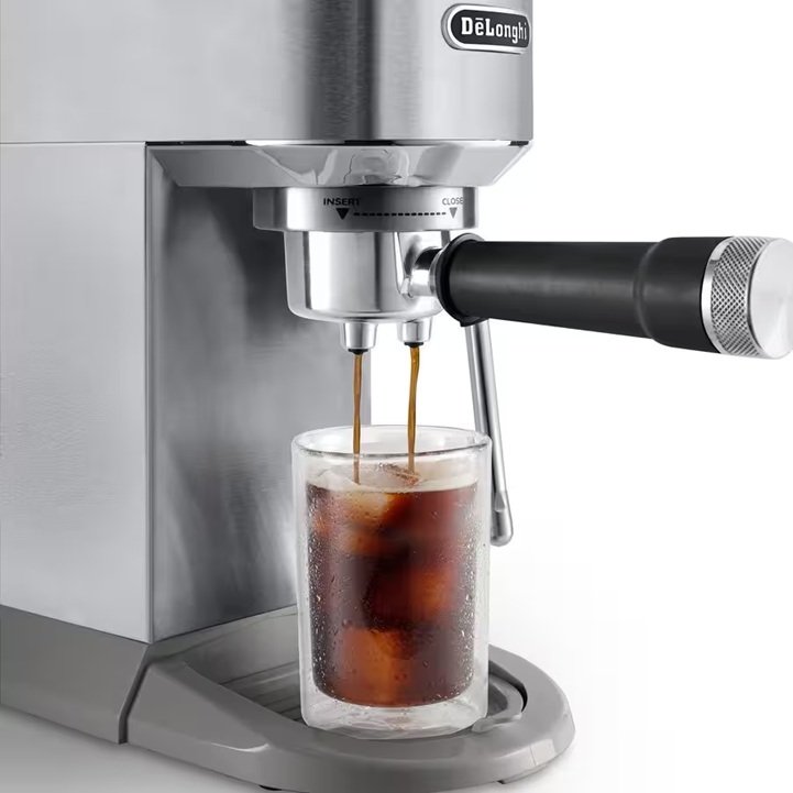 Delonghi aparat za kafu EC890.M
