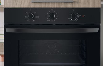 Indesit ugradbena pećnica IO 235H B